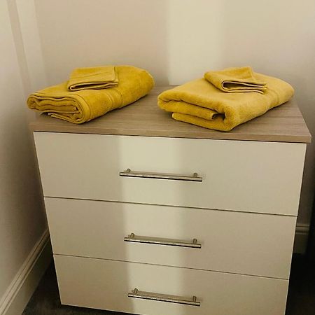 #0509 Two Bedroom Serviced Apartment- Free Parking Derby Exteriér fotografie