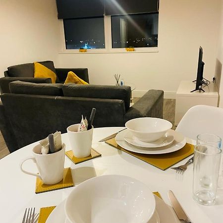 #0509 Two Bedroom Serviced Apartment- Free Parking Derby Exteriér fotografie